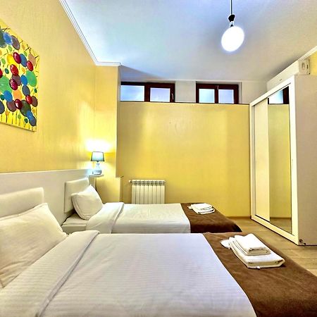 Hotel Four Brothers Tbilisi Eksteriør billede