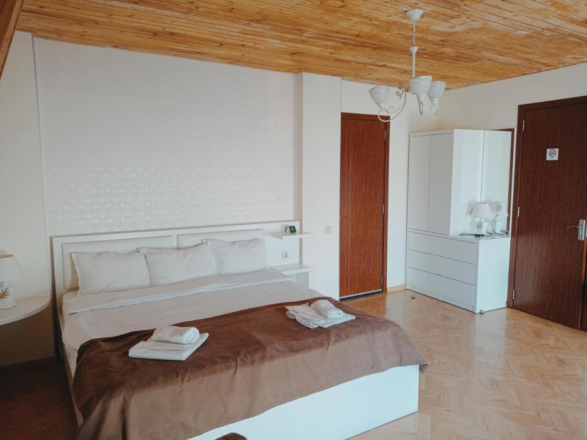 Hotel Four Brothers Tbilisi Eksteriør billede