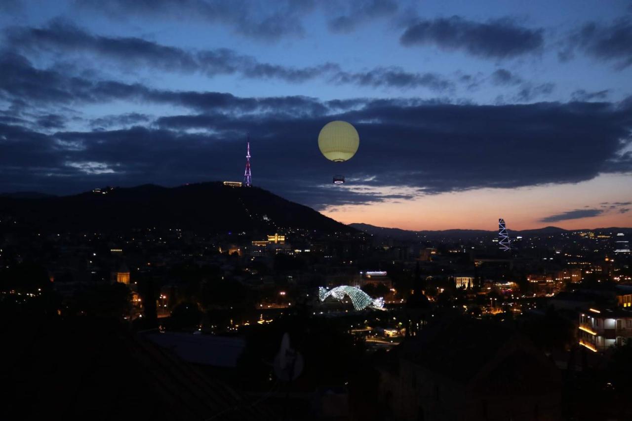 Hotel Four Brothers Tbilisi Eksteriør billede