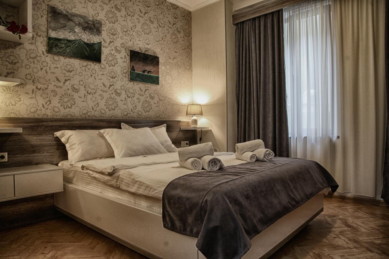 Hotel Four Brothers Tbilisi Eksteriør billede