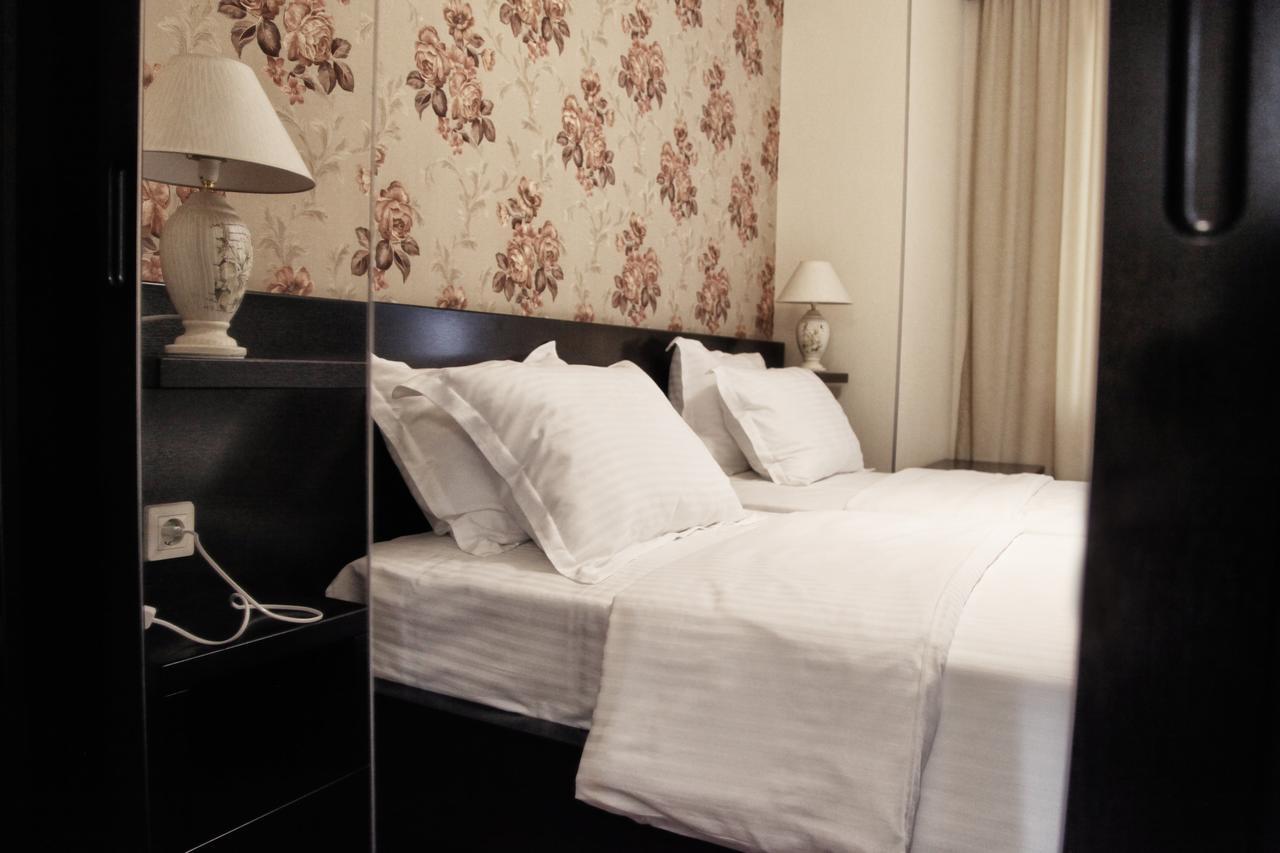 Hotel Four Brothers Tbilisi Eksteriør billede