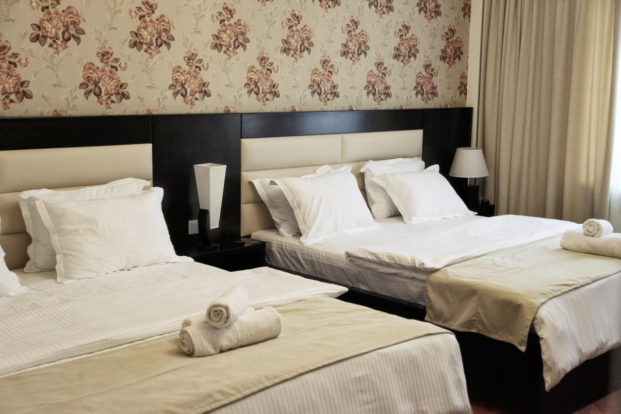 Hotel Four Brothers Tbilisi Eksteriør billede