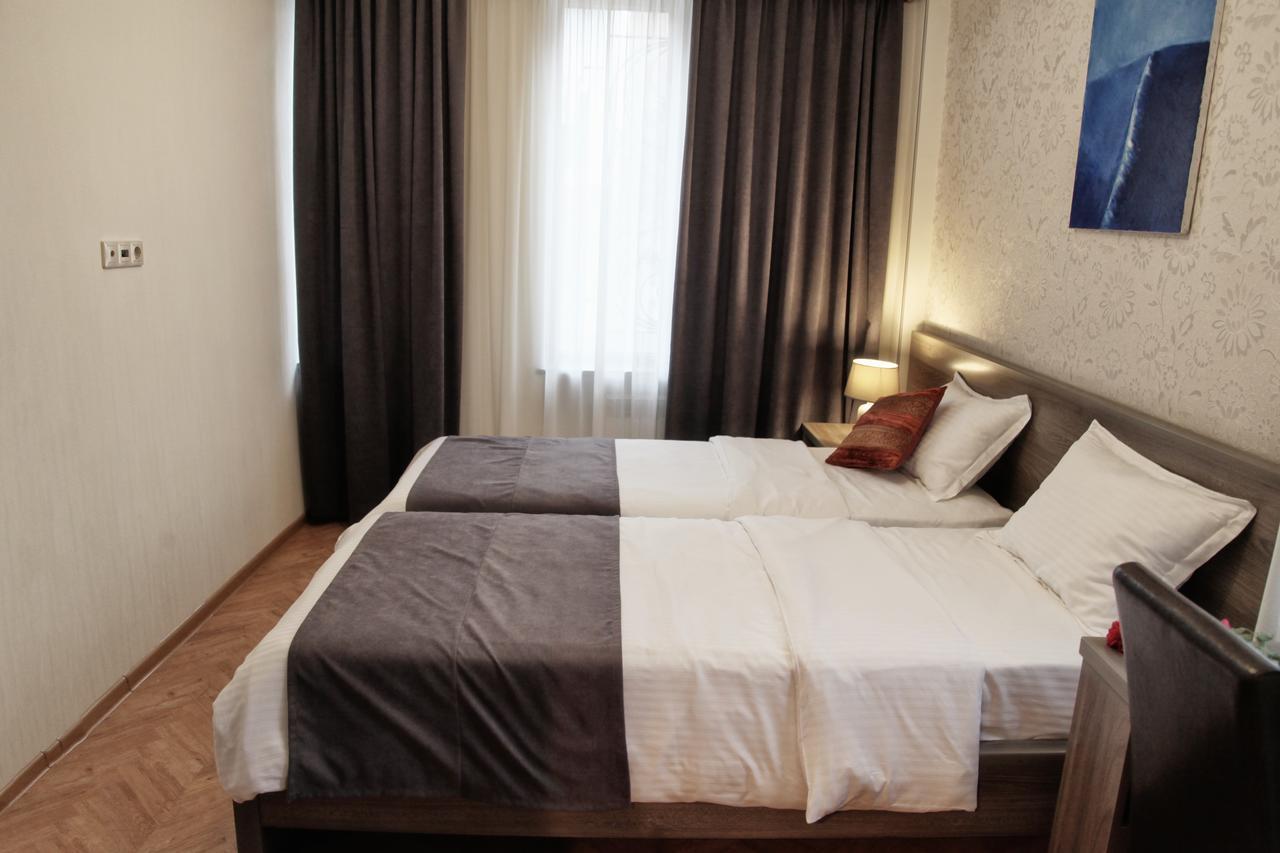 Hotel Four Brothers Tbilisi Eksteriør billede
