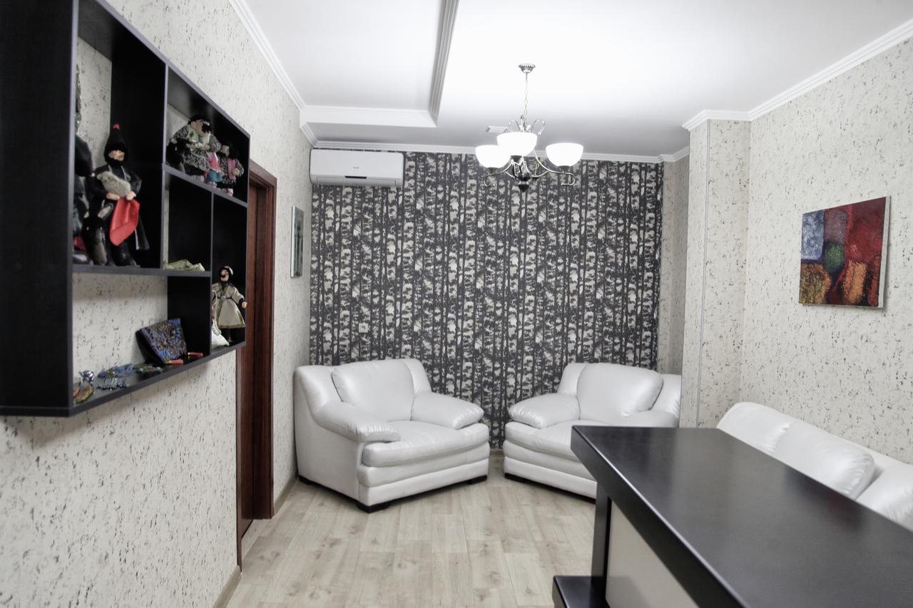 Hotel Four Brothers Tbilisi Eksteriør billede